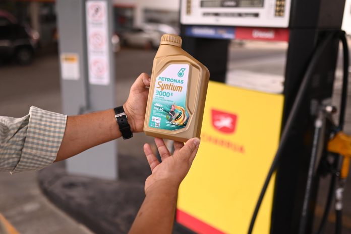 Distribuidora Charrua oficializa parceria com PETRONAS