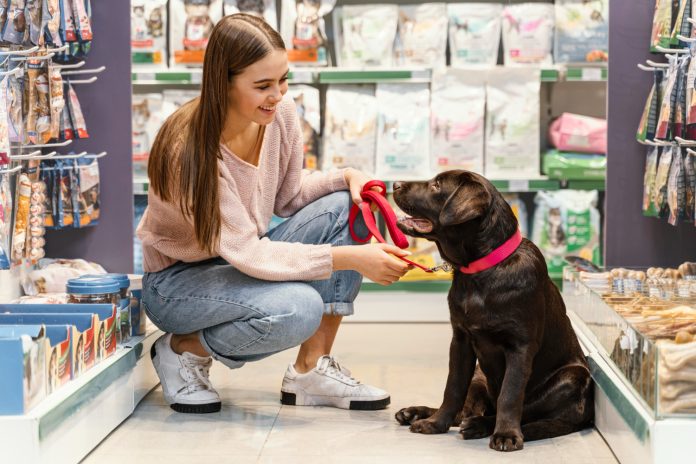 Mercado pet deve movimentar R$ 67,4 bi no Brasil em 2023 Mercado pet deve movimentar R$ 67,4 bi no Brasil em 2023
