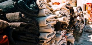 Brasil descarta toneladas de resíduos têxteis por ano Brasil descarta toneladas de resíduos têxteis por ano