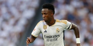 Champions sofre com êxodo provocado por americanos e árabes