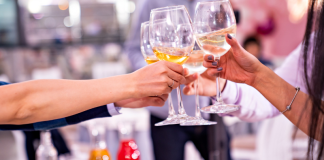 Aumenta experimentação de álcool entre estudantes Aumenta experimentação de álcool entre estudantes