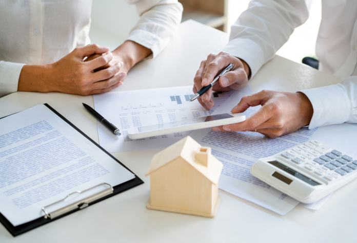 Especialista em imóveis explica como amortizar um financiamento imobiliário Especialista em imóveis explica como amortizar um financiamento imobiliário