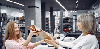 Cosméticos lideram mercado de vendas diretas no Brasil