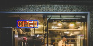 Mais de 3,8 milhões de empresas foram abertas em 2023 Mais de 3,8 milhões de empresas foram abertas em 2023