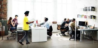 Pesquisa investiga felicidade no ambiente de trabalho Pesquisa investiga felicidade no ambiente de trabalho