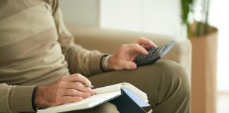 Aposentado que ganha mais de R$ 1.412 não terá reajuste real