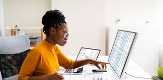 Nomus faz parceria com FitBank para soluções financeiras