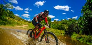 Atleta amador participa de desafio de Mountain Bike no Chile