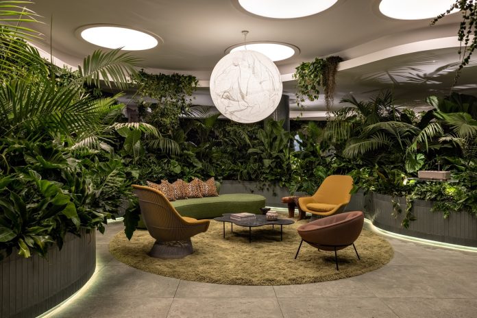 Gisele Taranto, Marcelo Salum e Melina Romano assinam ambientes Dexco na CASACOR Gisele Taranto, Marcelo Salum e Melina Romano assinam ambientes Dexco na CASACOR