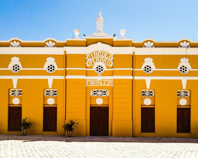 Expansão hoteleira em Fortaleza traz impacto para a economia Expansão hoteleira em Fortaleza traz impacto para a economia