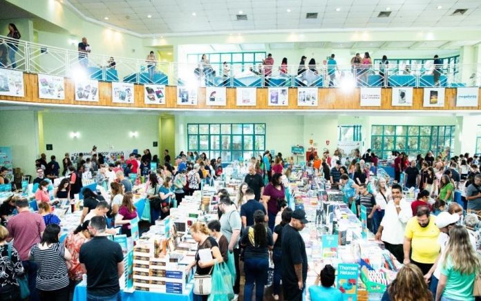 Megafeirão do Livro completa 30 anos em 2024 com evento Megafeirão do Livro completa 30 anos em 2024 com evento