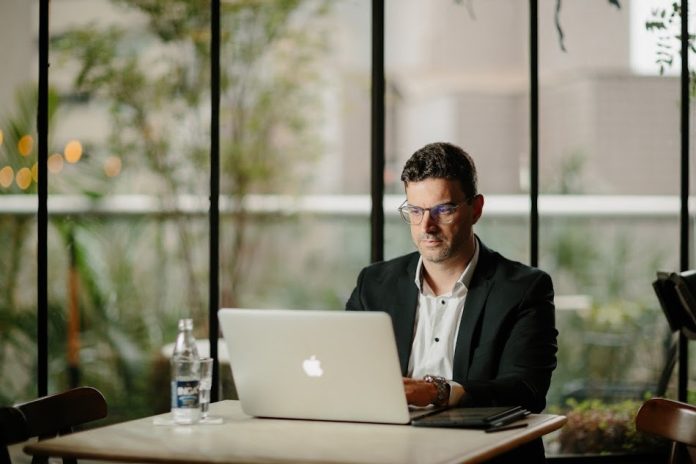 CEO comanda turnaround com gestão Data-Driven CEO comanda turnaround com gestão Data-Driven