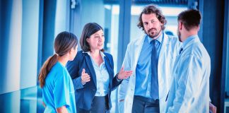 Empresas brasileiras de Saúde têm gestão mais feminina Empresas brasileiras de Saúde têm gestão mais feminina