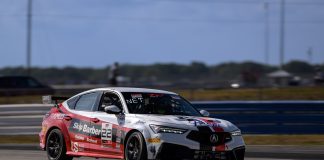 Automobilismo: piloto brasileiro conquista pódio nos EUA Automobilismo: piloto brasileiro conquista pódio nos EUA