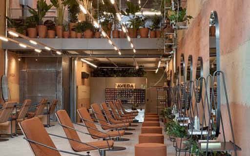 Perfis de clientes ditam tendências para o mercado da beleza Perfis de clientes ditam tendências para o mercado da beleza