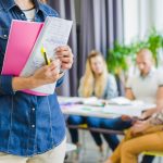 Botucatu: Cebrac abre vagas de trabalho para área de vendas; veja a média salarial e os benefícios