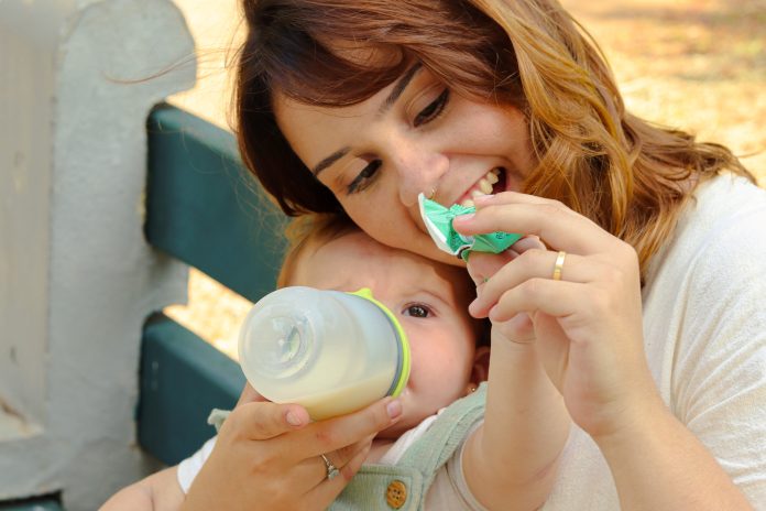 OMS divulga guia com mudanças sobre introdução alimentar OMS divulga guia com mudanças sobre introdução alimentar