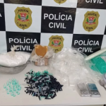 Jovem de 19 anos é presa em Botucatu em operação contra tráfico de drogas em “Casa Bomba”