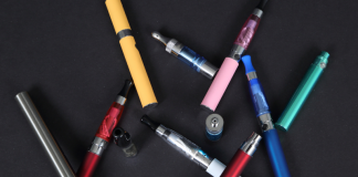 Relatório aponta dados sobre uso de cigarros eletrônicos