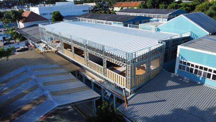 Steel Frame traz inovação à obra do Colégio Erasto Gaertner Steel Frame traz inovação à obra do Colégio Erasto Gaertner