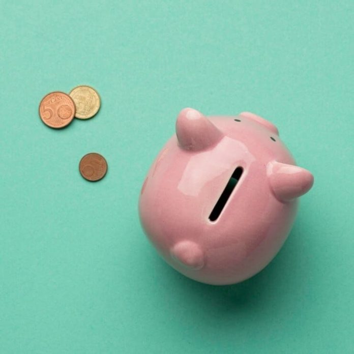 Economista mostra como ensinar educação financeira aos filhos e investir Economista mostra como ensinar educação financeira aos filhos e investir