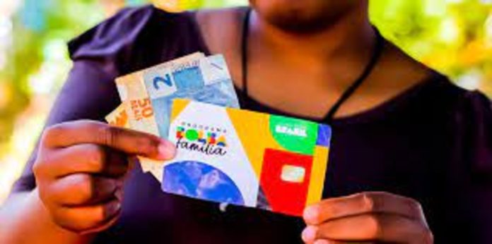 Bolsa Família 2024: Calendário de pagamentos é divulgado Bolsa Família 2024: Calendário de pagamentos é divulgado