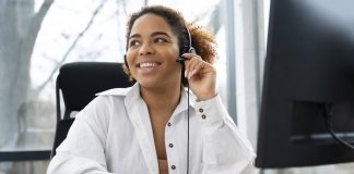 Empresas de contact center priorizam contratação de mulheres, negros e LGBTQIA+ Empresas de contact center priorizam contratação de mulheres, negros e LGBTQIA+