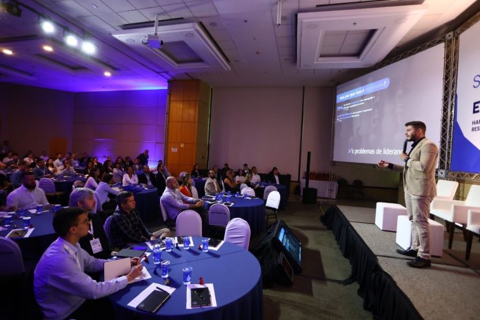 Evento reúne o mercado de serviços compartilhados brasileiro Evento reúne o mercado de serviços compartilhados brasileiro