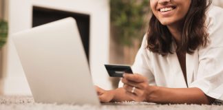 Brasileiros devem comprar mais em redes sociais em 2024 Brasileiros devem comprar mais em redes sociais em 2024