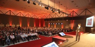 ExpoGestão reúne 80 palestrantes e 6 mil empresários em SC