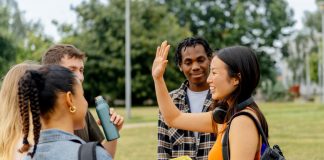 Atividades lúdicas reforçam o aprendizado durante as férias
