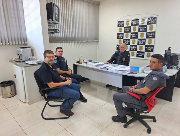 dr-talamonte-e-policiais-180724