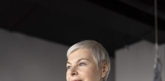 Suplementação de colágeno e creatina alivia sintomas da menopausa