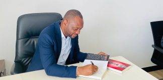 Autor João Kaveto lança livro ambientado em Angola