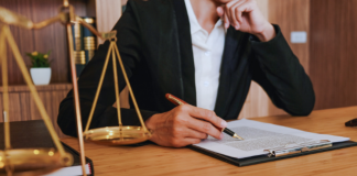 Aumenta a necessidade de assessoria jurídica em causas trabalhistas para empresa