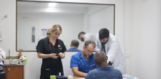 Ação de extensão universitária promove atendimento a idosos