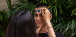 Escuta atenta é fundamental ao apoiar jovens que devem escolher uma profissão