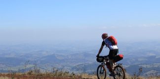 Cicloturismo traz conexão entre natureza e cultura no Brasil