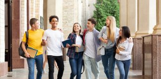 Refuturiza oferece cursos preparatórios grátis para o Enem