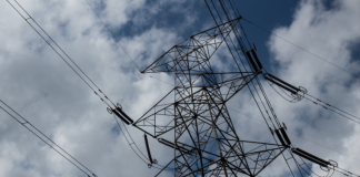 Auditorias mantêm segurança e eficiência nas redes elétricas