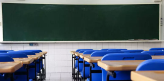 Medicina registra desaceleração no crescimento de matrículas