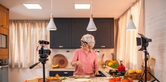 Mais de 30% dos creators já vende produto digital para fora