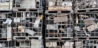 Coopermiti alerta para descarte correto do lixo eletrônico