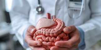 Check-up regular com gastroenterologista previne câncer