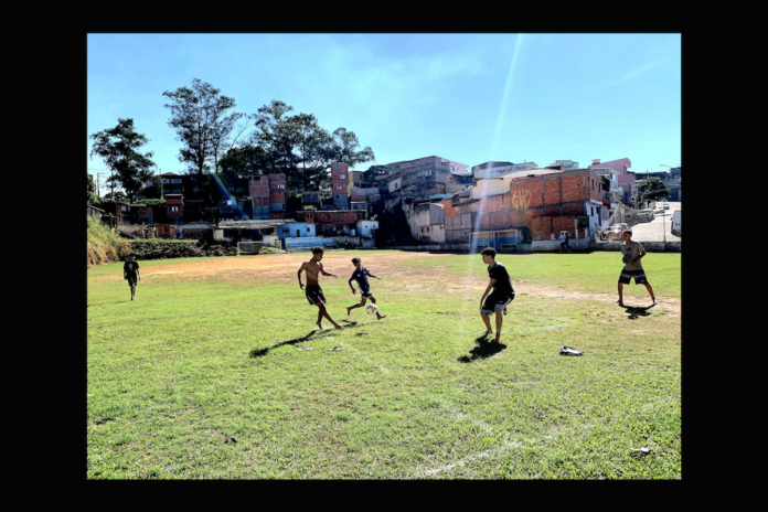 Biblioteca Parque Villa-Lobos recebe exposição de jovens das periferias Biblioteca Parque Villa-Lobos recebe exposição de jovens das periferias