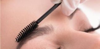 Nanoblading tem o potencial de deixar sobrancelhas naturais Nanoblading tem o potencial de deixar sobrancelhas naturais