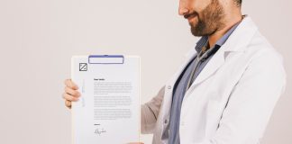 Seguro para médicos traz proteção contra processos e danos Seguro para médicos traz proteção contra processos e danos