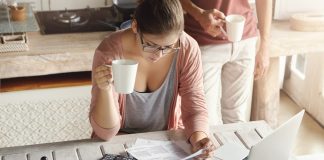 Consumidor deve se atentar às taxas cobradas em empréstimos Consumidor deve se atentar às taxas cobradas em empréstimos