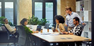 Empresas apostam em cinco estratégias para reter talentos Empresas apostam em cinco estratégias para reter talentos