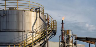 Em recuperação, setor industrial mostra força Em recuperação, setor industrial mostra força